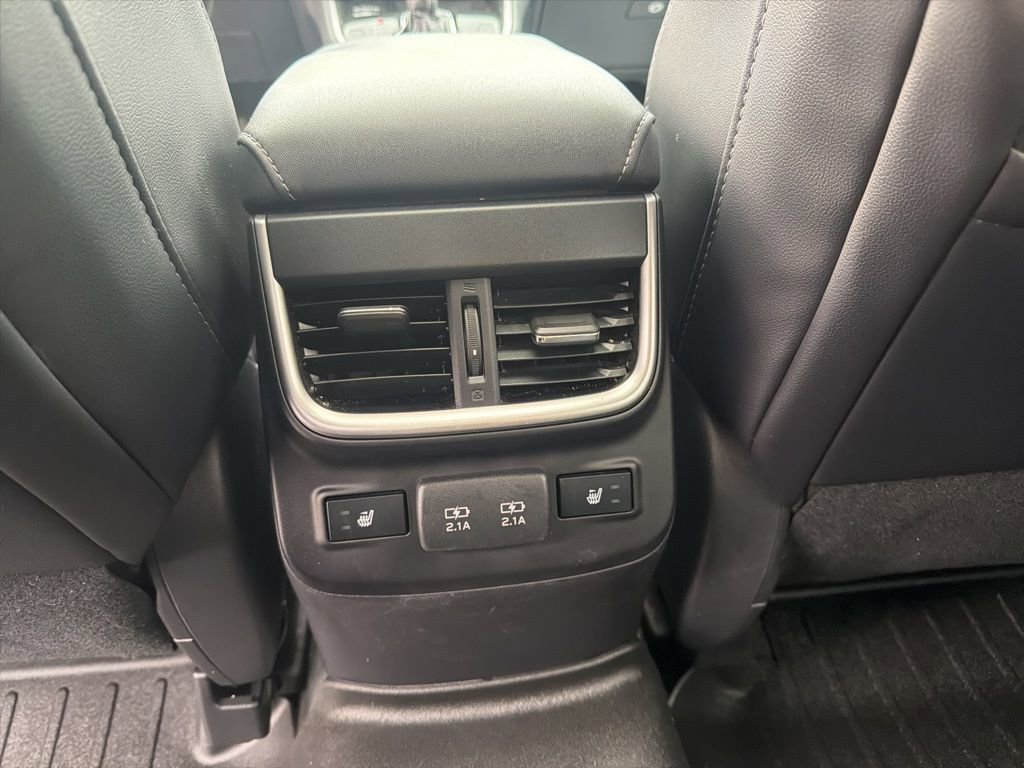 Used 2022 Subaru Outback Limited image 17