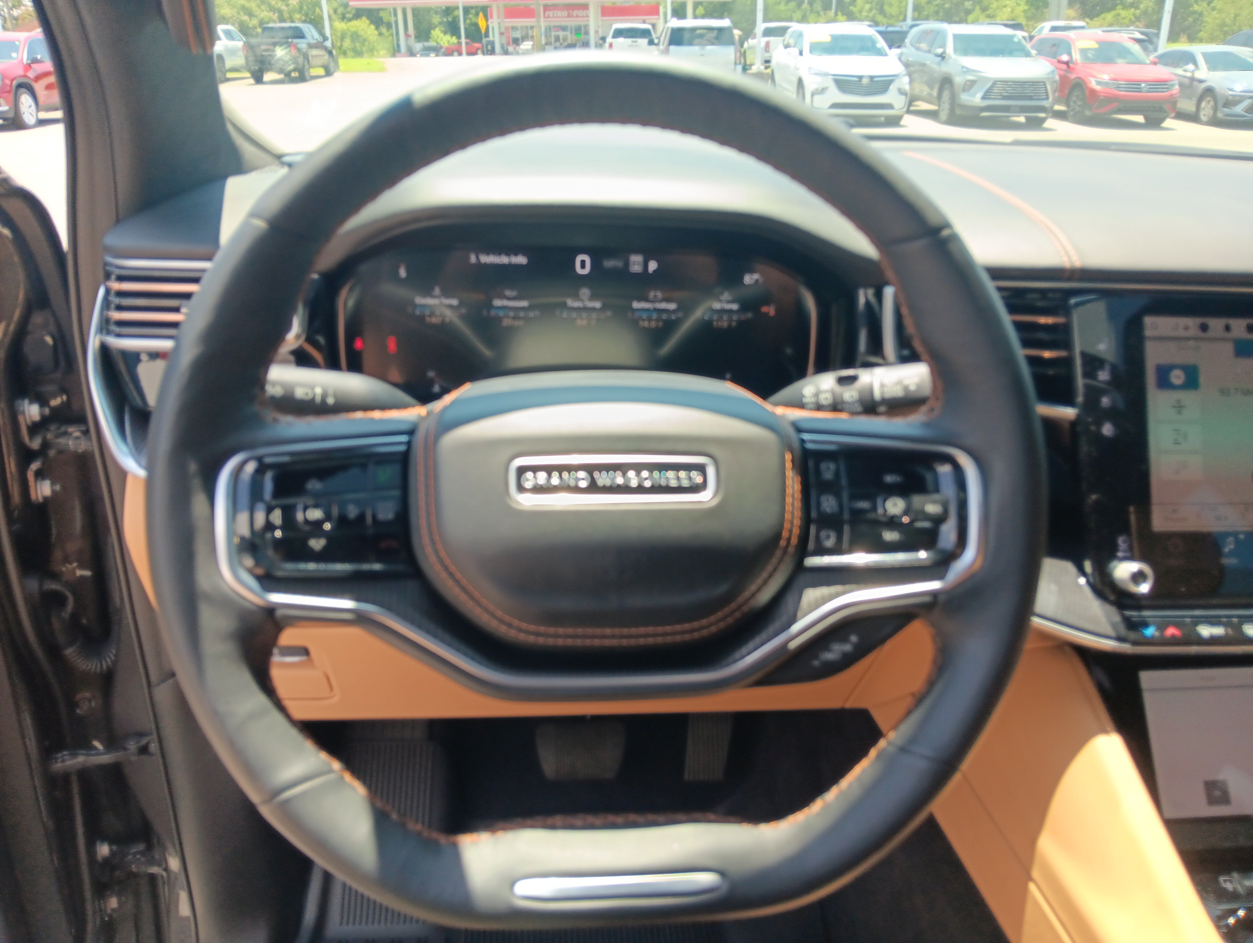 Used 2024 Jeep Grand Wagoneer Series III w/ Quick Order Packagew 28T AWD/4WD image 15