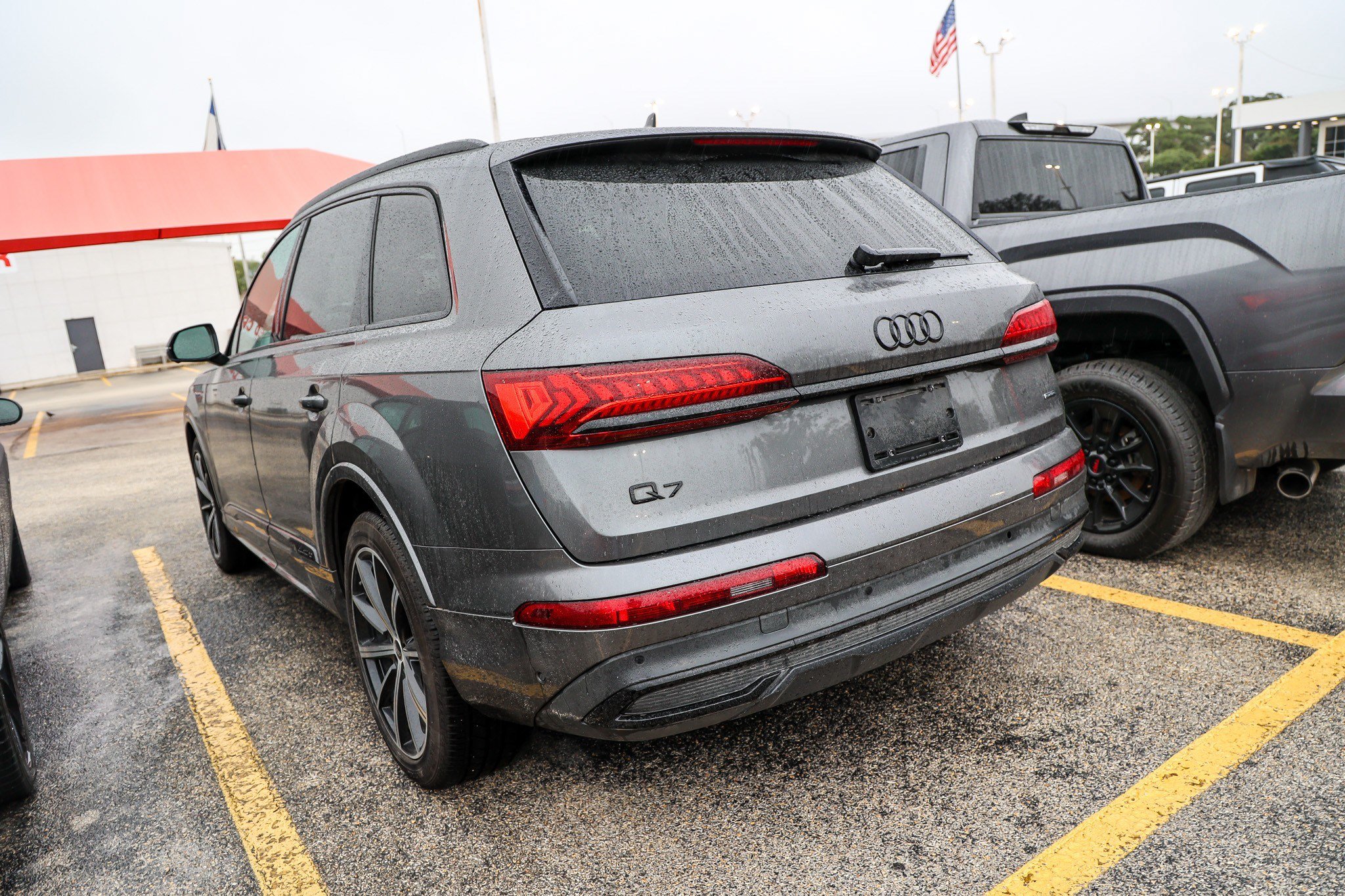 Used 2022 Audi Q7 3.0T Premium Plus w/ Premium Plus Package AWD/4WD image 10