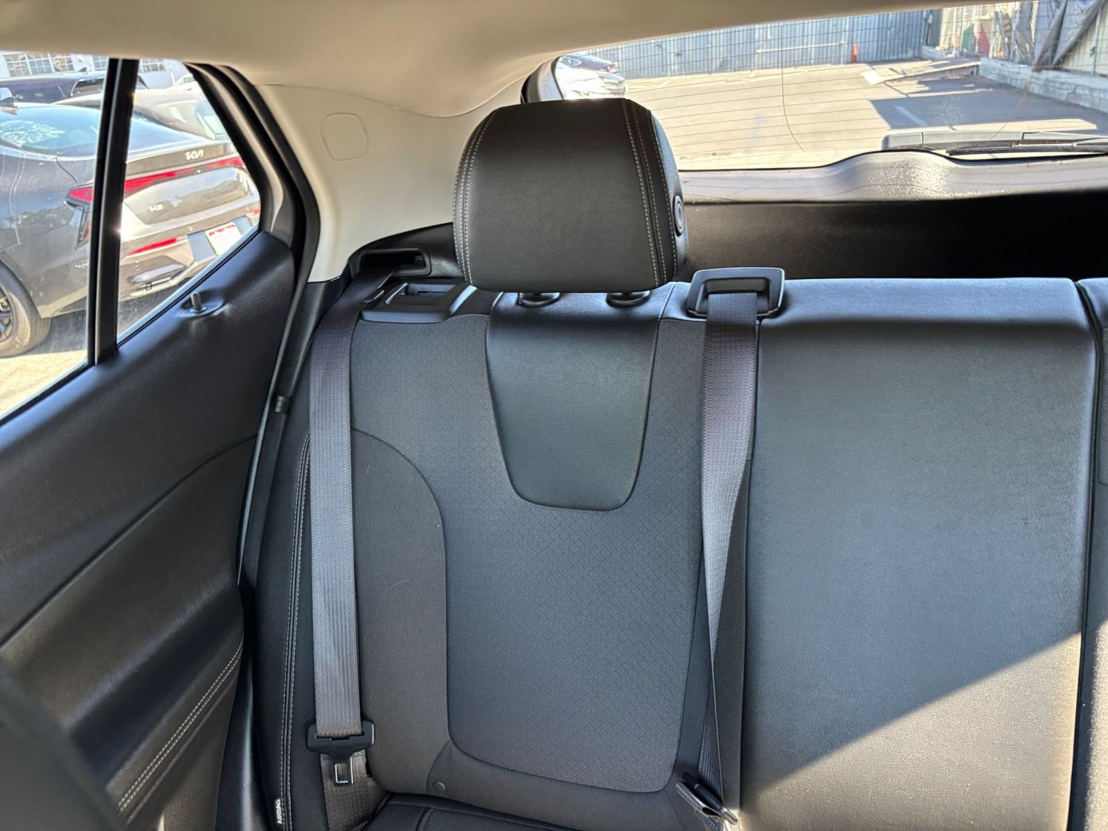 Used 2025 Buick Encore GX Preferred FWD image 40
