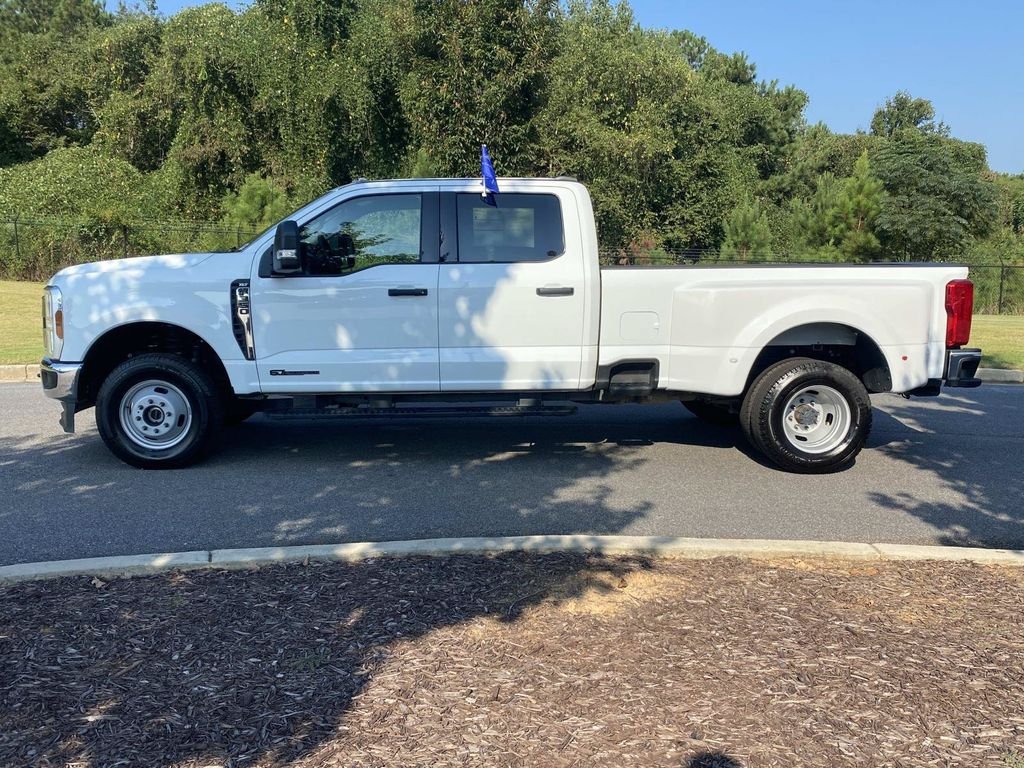 Certified 2026 Ford F350 XLT AWD/4WD image 7