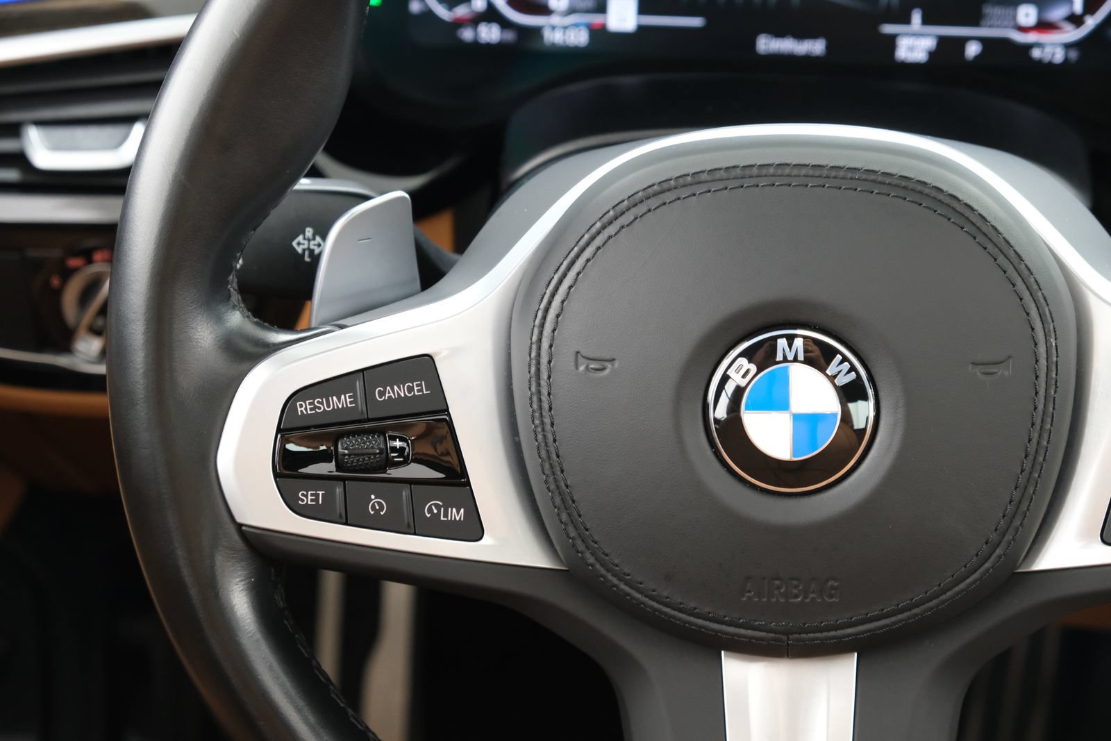 Used 2023 BMW M550i xDrive w/ Executive Package AWD/4WD image 11