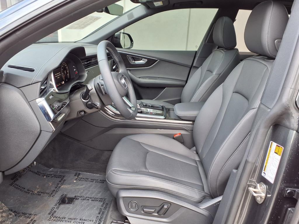 Used 2026 Audi Q8 Premium Plus AWD/4WD image 7