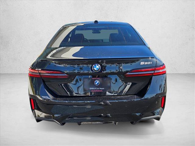 Used 2026 BMW 530i w/ M Sport Package RWD image 8