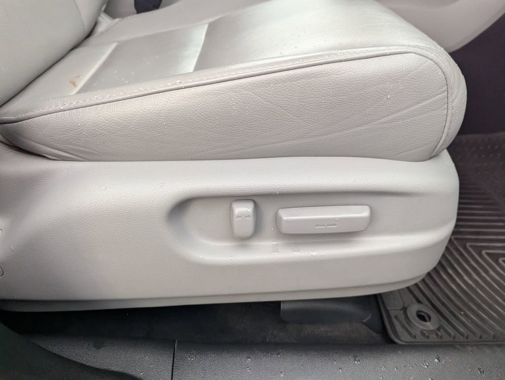 Used 2017 Honda Pilot Touring image 38