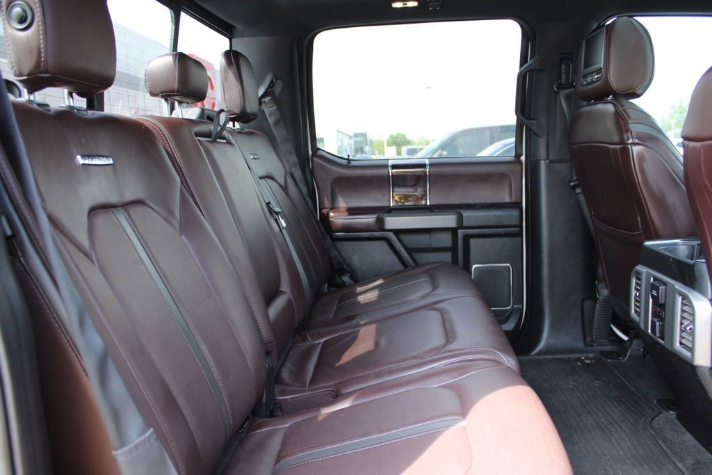 Used 2015 Ford F150 Platinum w/ Equipment Group 701A Luxury AWD/4WD image 23