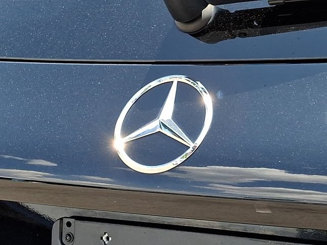 Used 2019 Mercedes-Benz GLC 300 4MATIC w/ Parking Assistance Package image 36