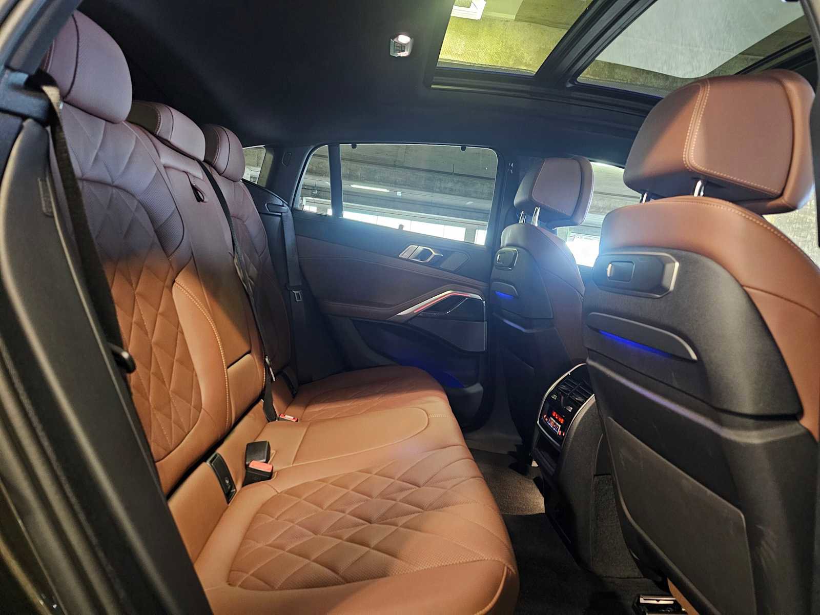 Used 2024 BMW X6 M60i image 38