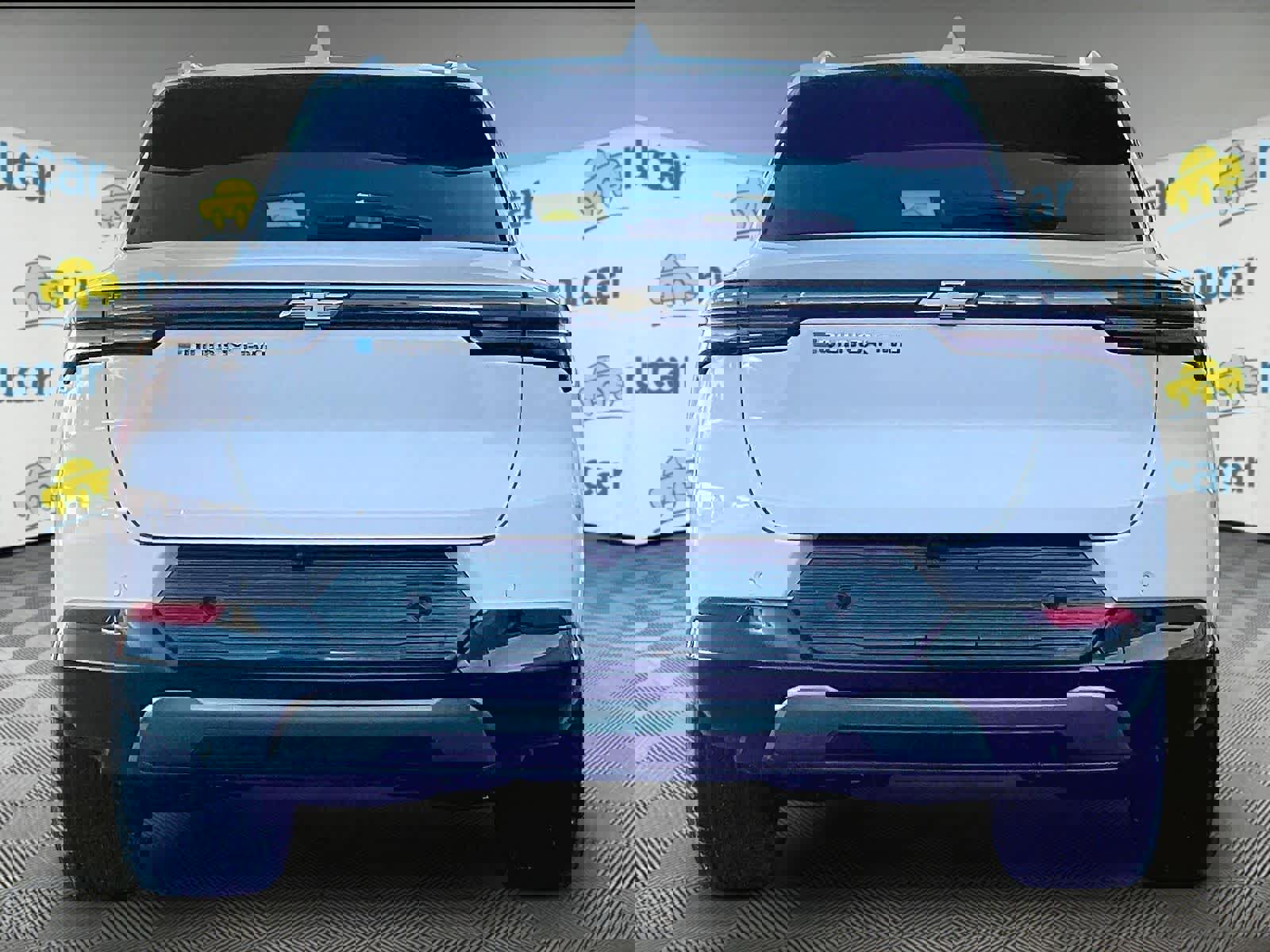 Used 2024 Chevrolet Equinox EV LT image 5