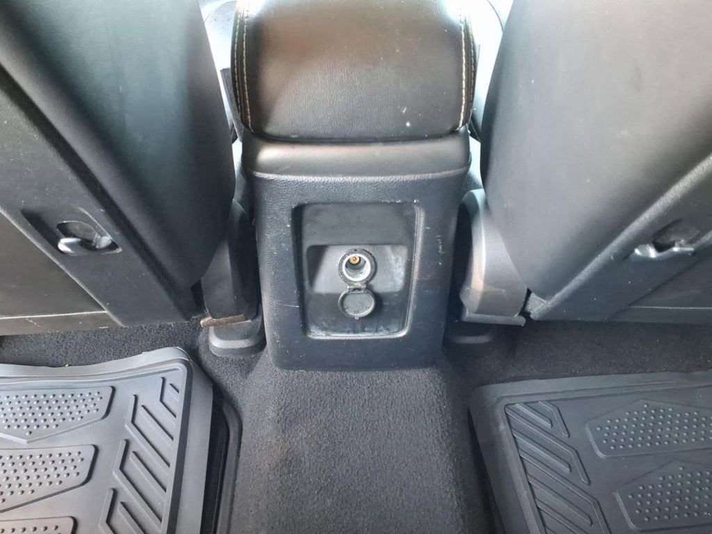 Used 2018 Dodge Journey Crossroad FWD image 8