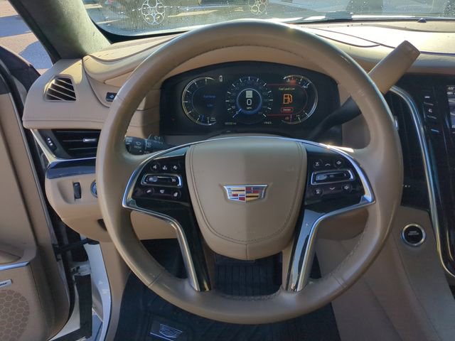 Used 2020 Cadillac Escalade Platinum image 27