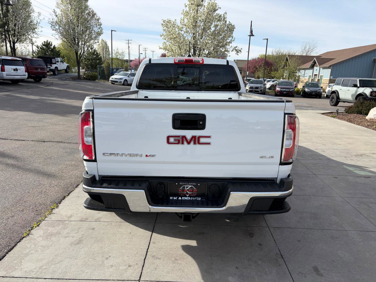 Used 2018 GMC Canyon SLE w/ SLE Convenience Package image 9