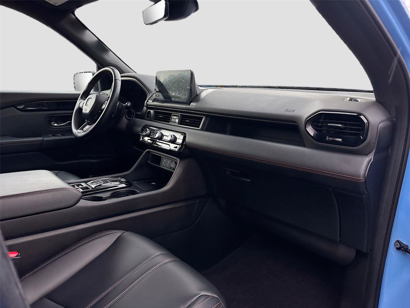 Certified 2023 Honda Pilot TrailSport image 34