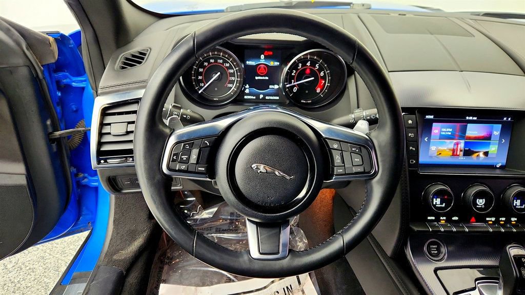 Used 2018 Jaguar F-TYPE R-Dynamic image 13