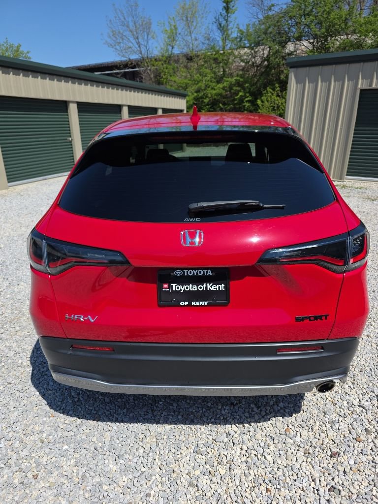 Used 2023 Honda HR-V Sport image 4