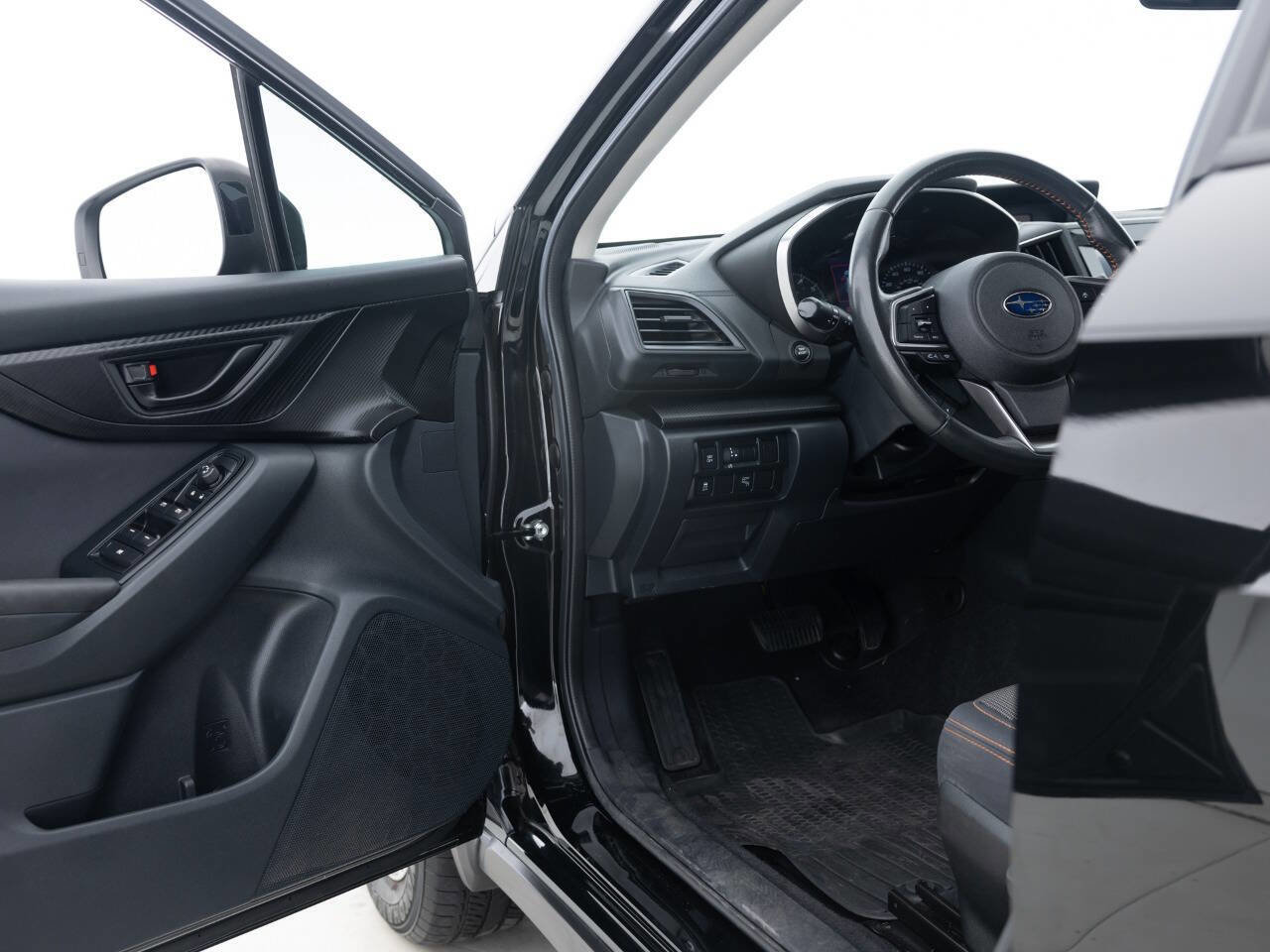 Used 2019 Subaru Crosstrek 2.0i Premium w/ Eyesight System AWD/4WD image 24