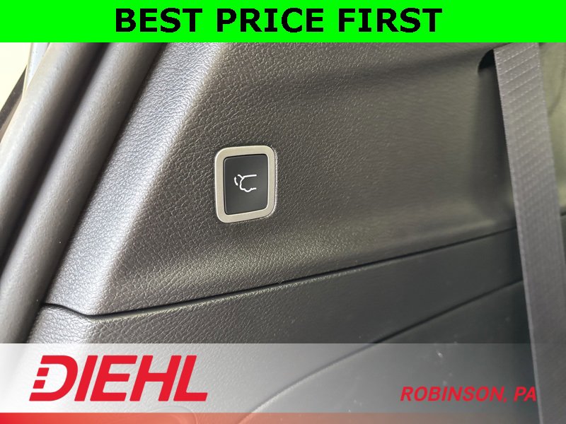 New 2026 Chrysler Pacifica Select image 11