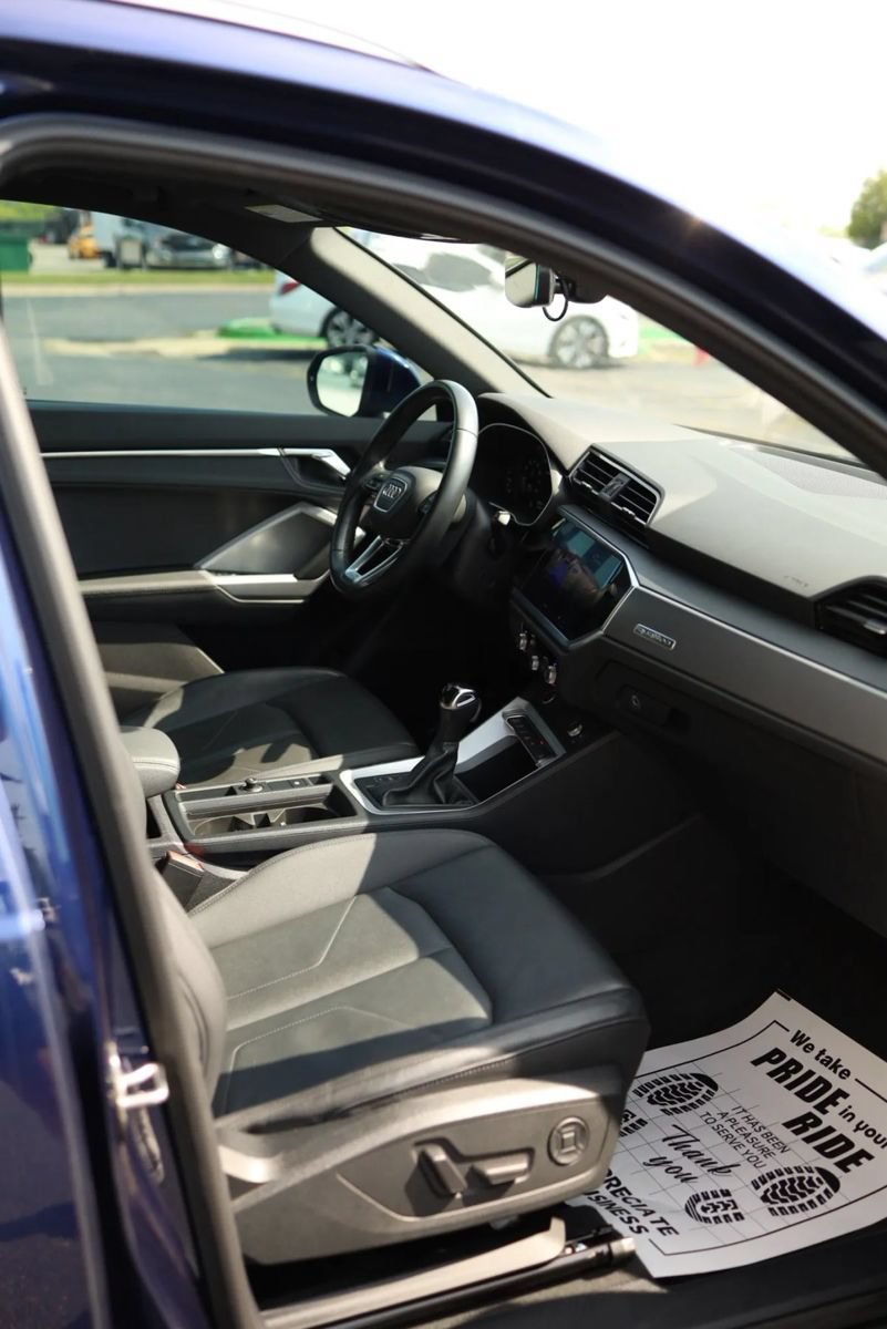 Used 2022 Audi Q3 2.0T Premium w/ Convenience Package AWD/4WD image 52