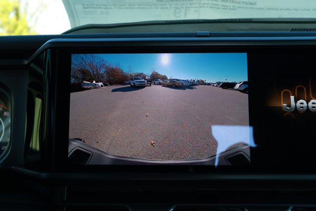 New 2026 Jeep Gladiator Sport image 17