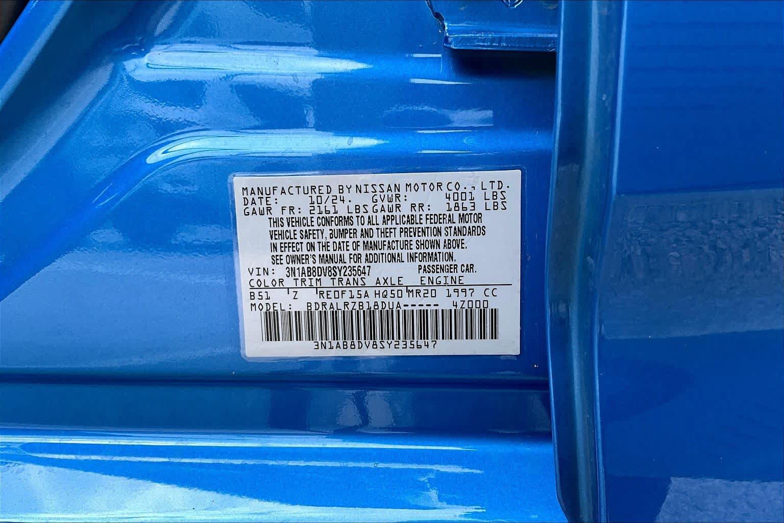 Certified 2025 Nissan Sentra SR FWD image 37