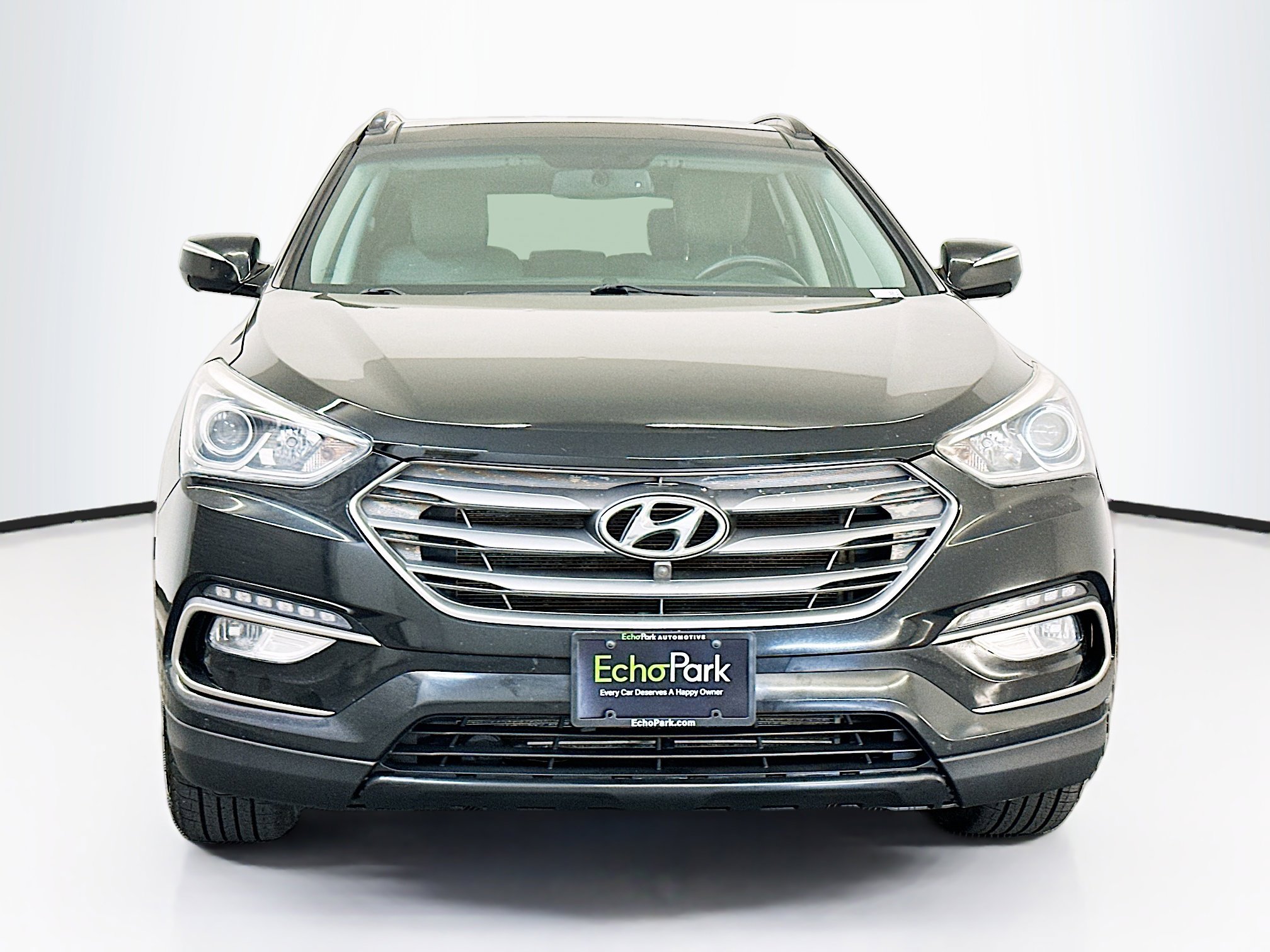 Used 2017 Hyundai Santa Fe Sport w/ 2.4L Tech Package 04 AWD/4WD image 2