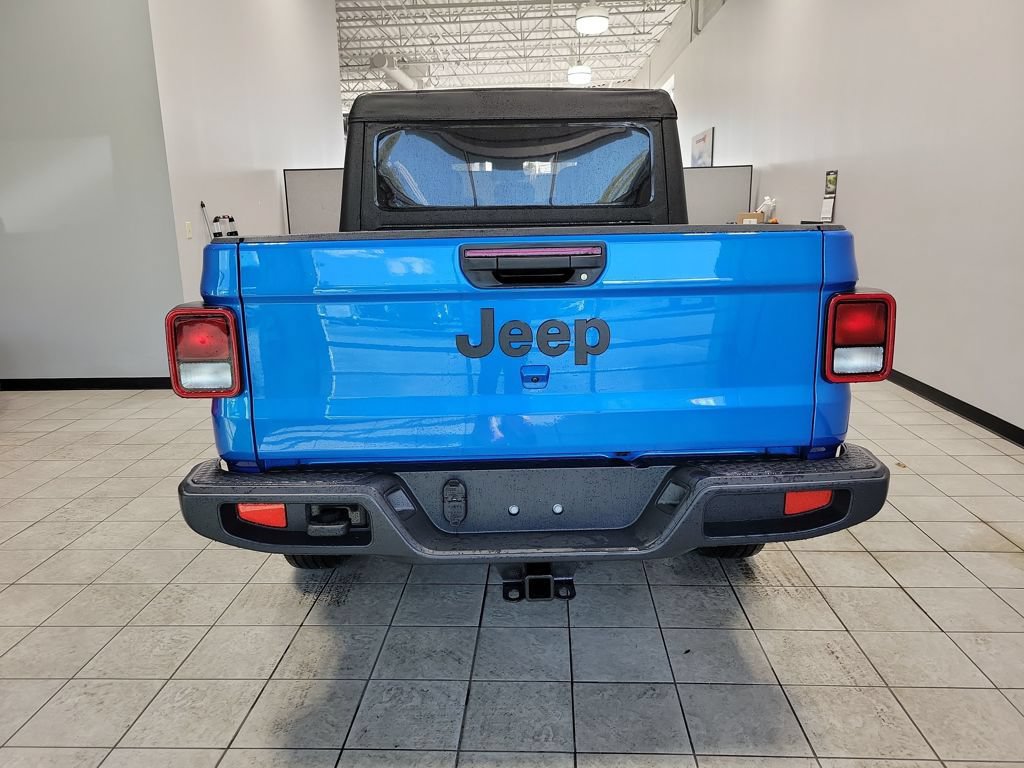 New 2025 Jeep Gladiator Sport AWD/4WD image 6