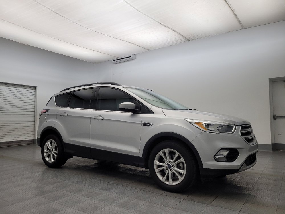 Used 2018 Ford Escape SE w/ Ford Safe & Smart Package image 11