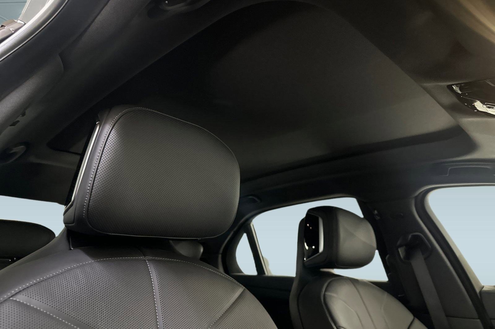 Used 2026 BMW i7 eDrive50 w/ M Sport Package image 15