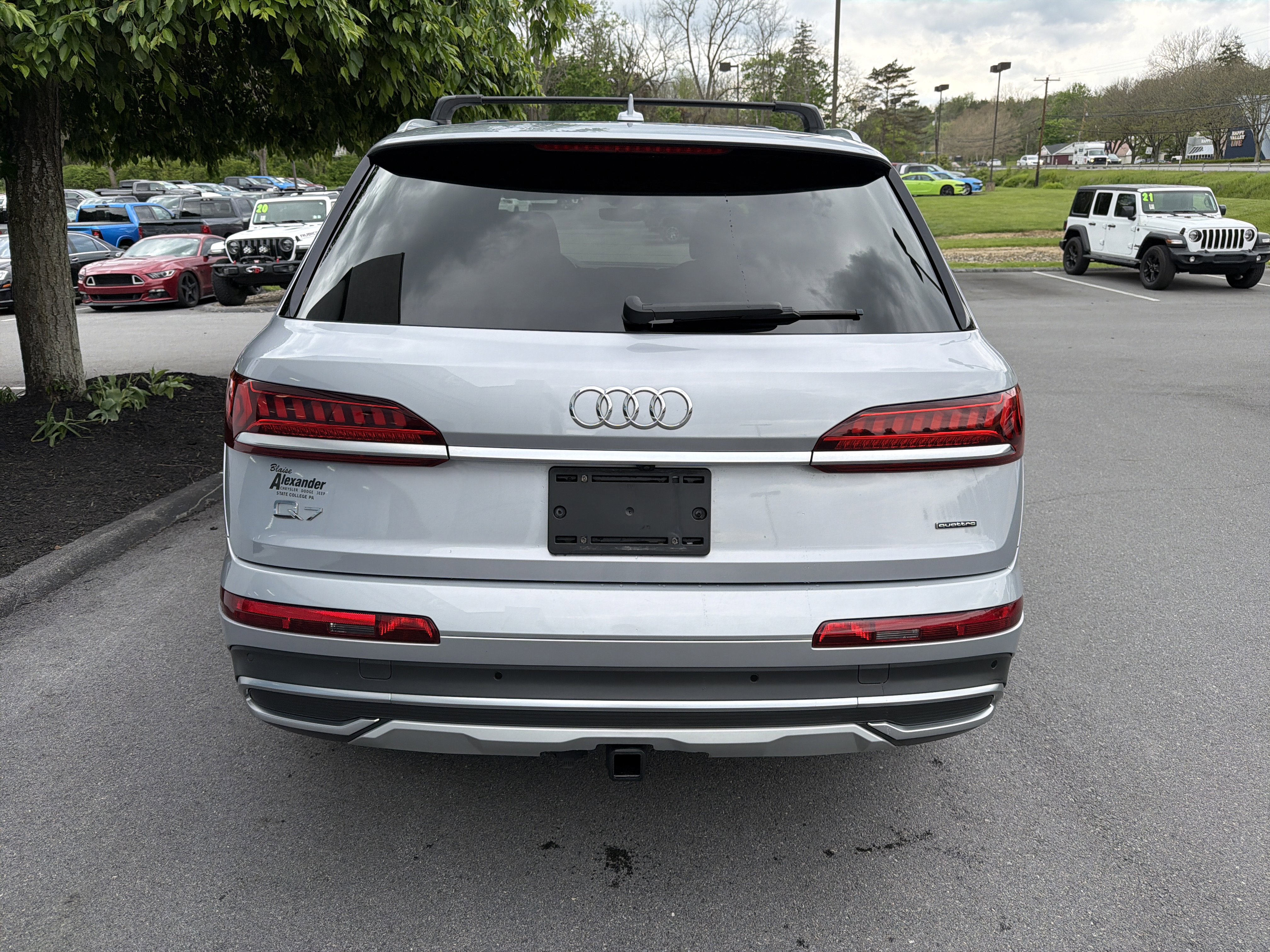 Used 2021 Audi Q7 3.0T Premium w/ Convenience Package AWD/4WD image 4