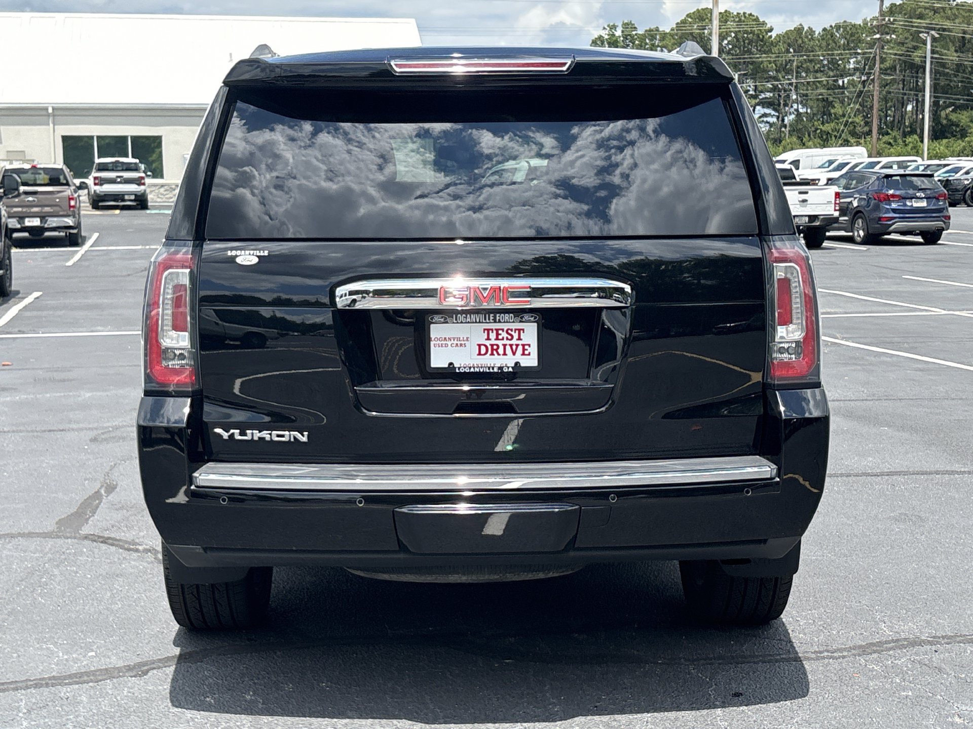 Used 2020 GMC Yukon Denali AWD/4WD image 22