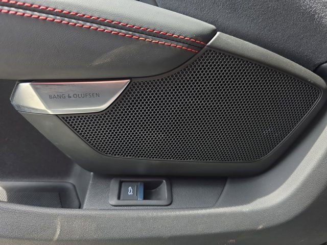 Used 2022 Audi RS e-tron GT image 29