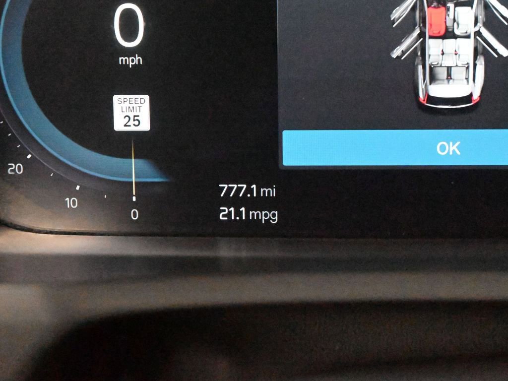 Used 2024 Volvo XC90 B6 Plus image 37