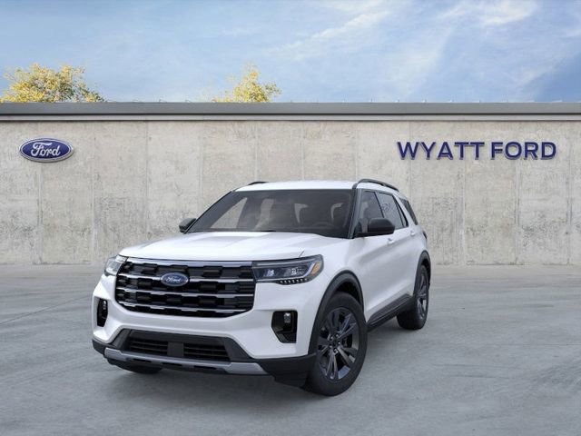 New 2026 Ford Explorer Active w/ Active Comfort Package image 2