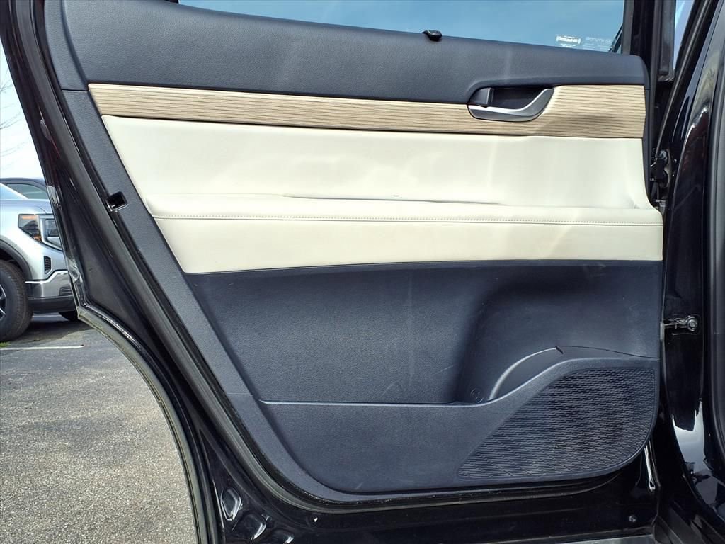 Used 2022 Hyundai Palisade SEL w/ Premium Package image 23