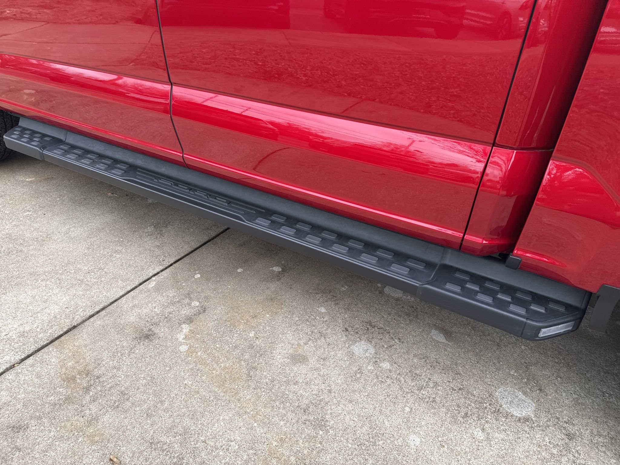 Used 2023 Ford F150 Lightning Lariat image 18