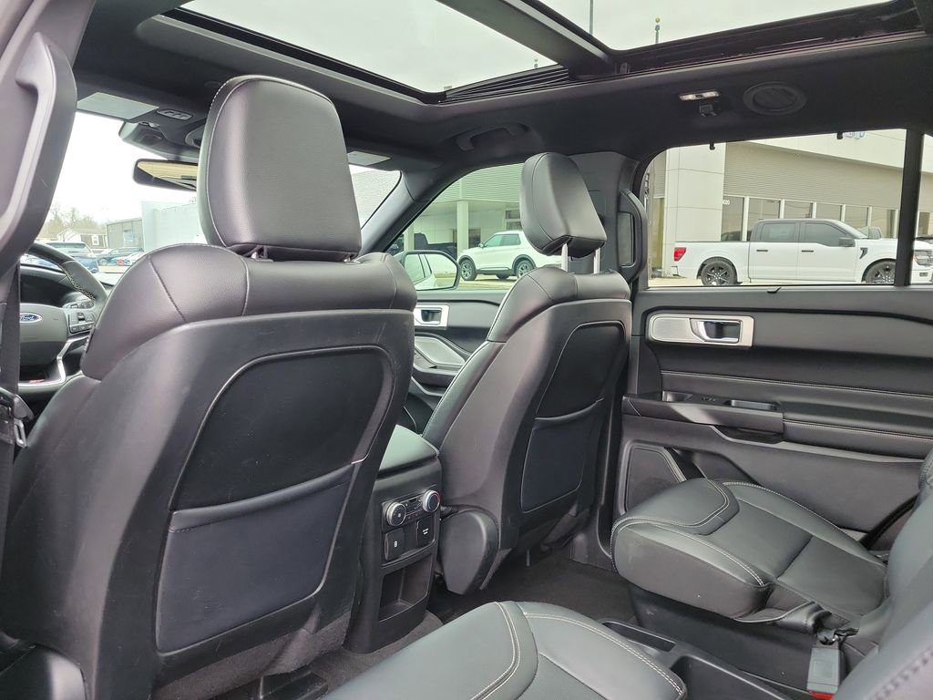 Certified 2020 Ford Explorer ST w/ ST High-Performance Pack image 15