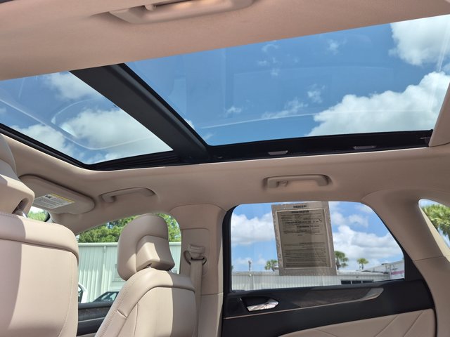 Used 2018 Lincoln MKC Reserve FWD image 20