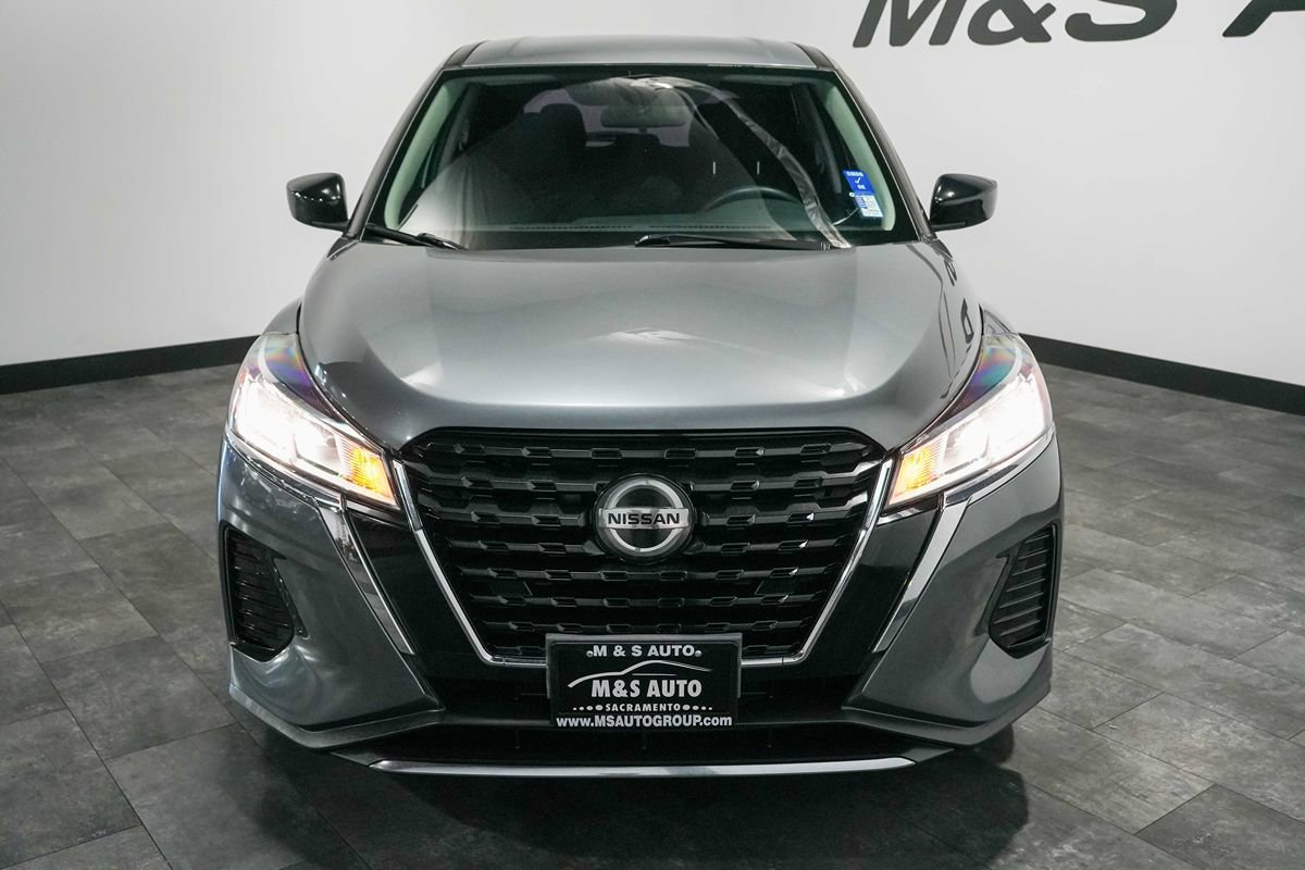 Used 2021 Nissan Kicks S FWD image 6