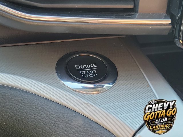 Used 2022 Ford Explorer XLT w/ Equipment Group 202A AWD/4WD image 18
