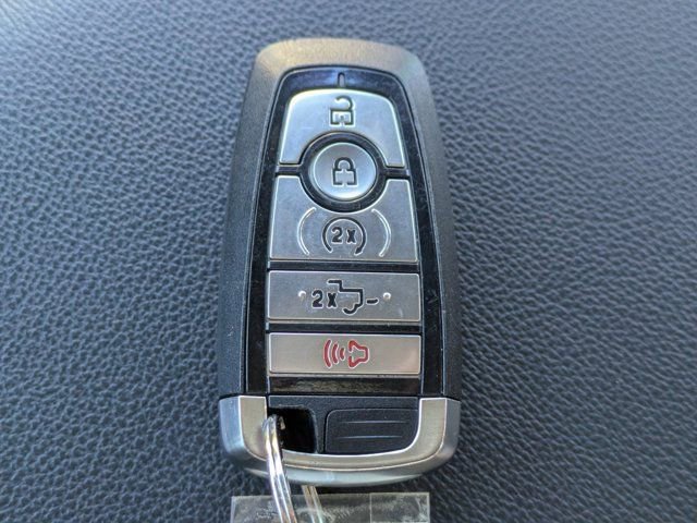 Used 2024 Ford F250 Lariat w/ Black Appearance Package image 25