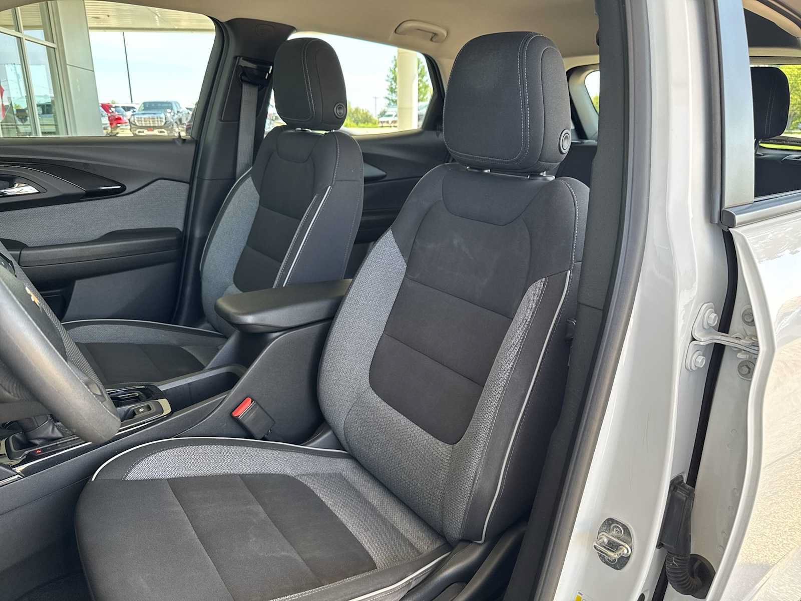 Certified 2023 Chevrolet TrailBlazer LS FWD image 11