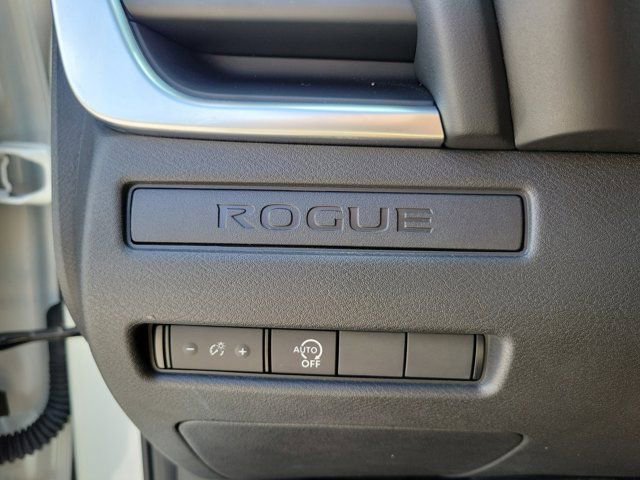 Certified 2023 Nissan Rogue S image 23