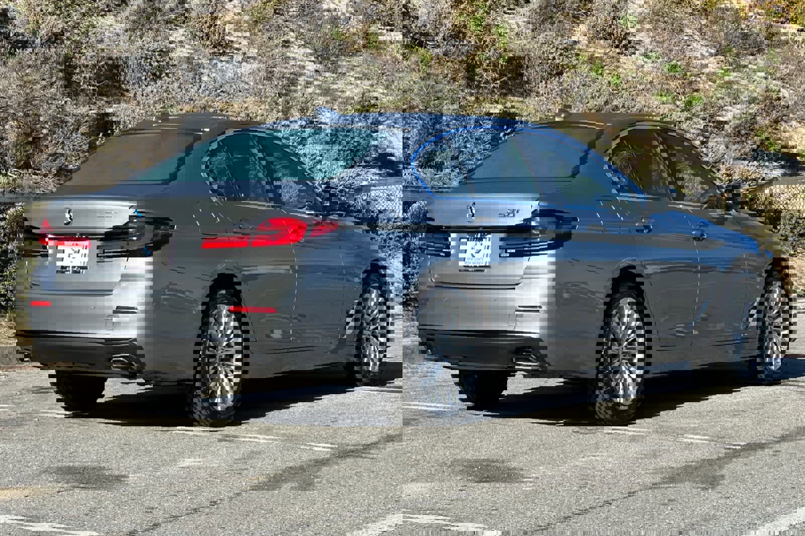 Certified 2023 BMW 530i 530i w/ Convenience Package image 2