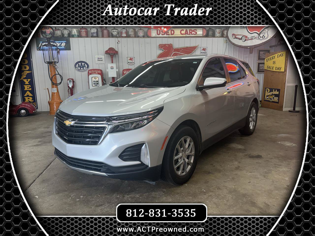 Used 2022 Chevrolet Equinox LT FWD image 1