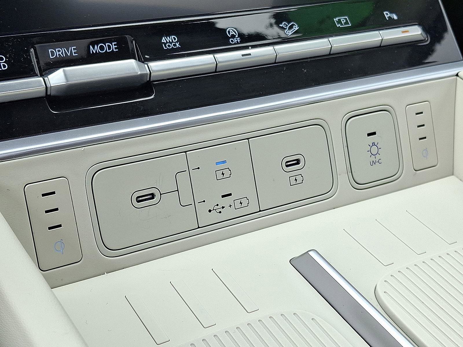 Used 2024 Hyundai Santa Fe Calligraphy image 24