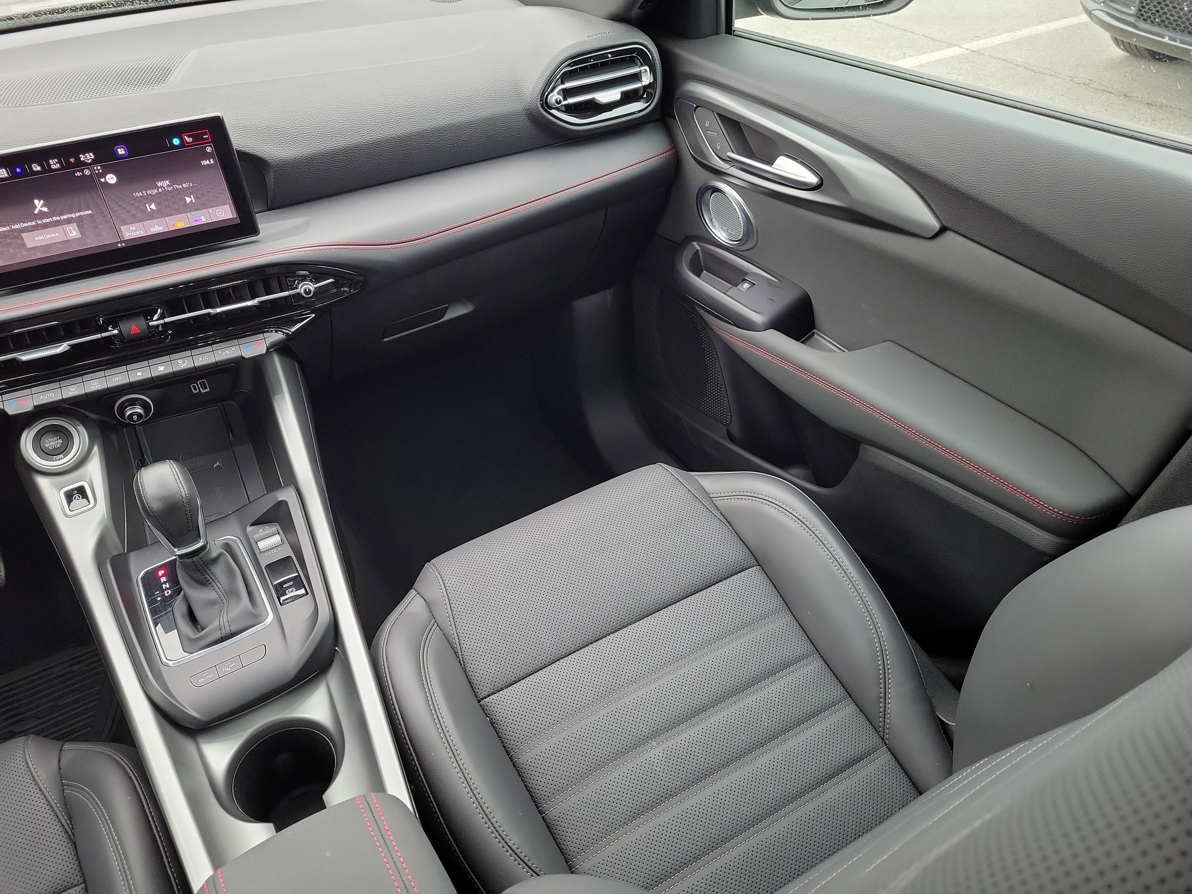 Used 2024 Dodge Hornet GT image 16