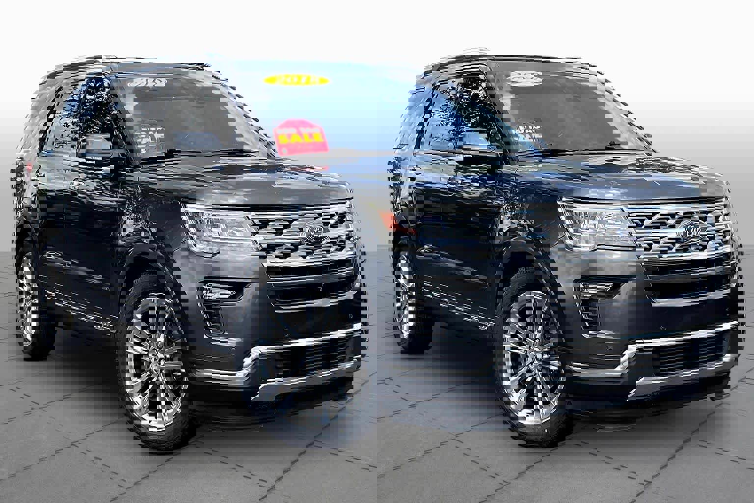 Used 2018 Ford Explorer Limited w/ Ford Safe & Smart Package image 3