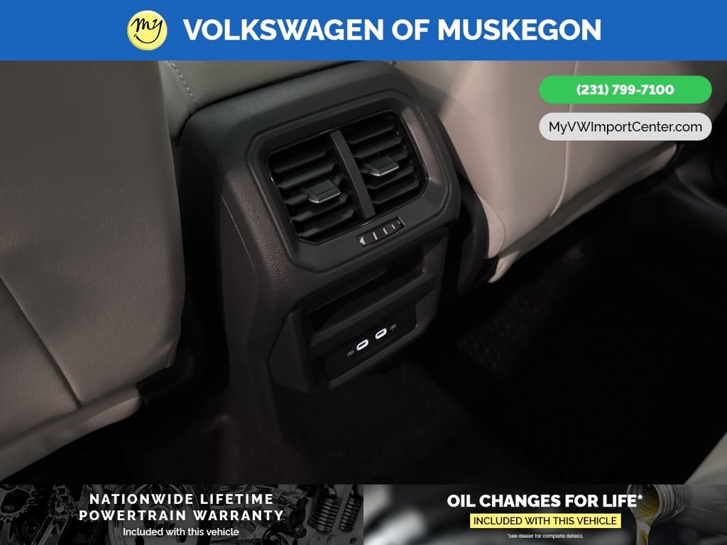 New 2026 Volkswagen Taos SE image 26