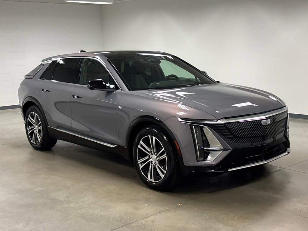 New 2026 Cadillac Lyriq Premium Luxury video 2