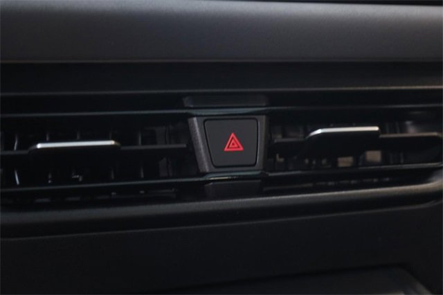 New 2025 Volkswagen Tiguan SE image 14